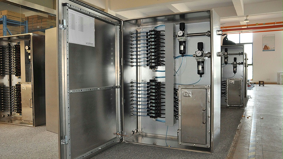 Explosion proof pneumatic valve control cabinet using ASCO solenoid valves