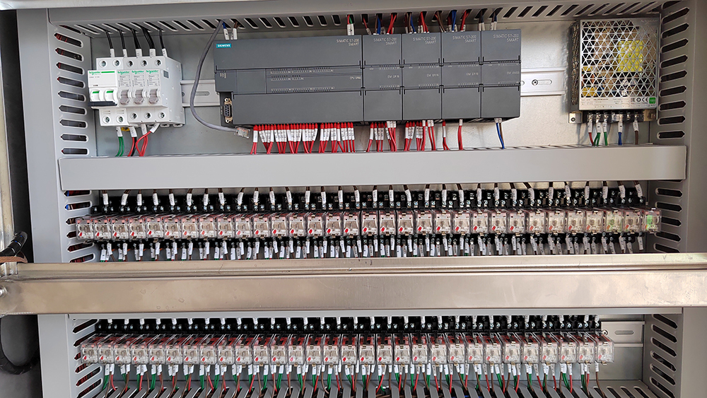  electrical control panel;PLC