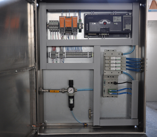 Dual power bus Valve terminal control cabinet for water treatment in the chemical industry